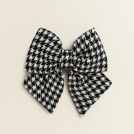 Little Chelsea Hair Clip