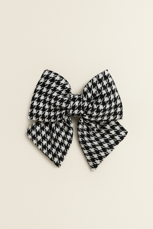 Little Chelsea Hair Clip